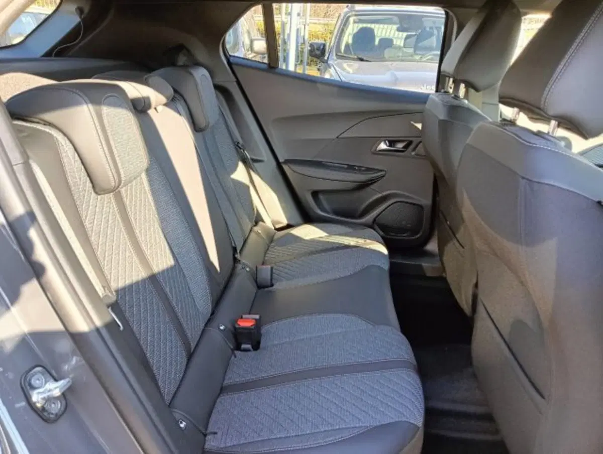 Peugeot 2008 usata a Brescia (18)