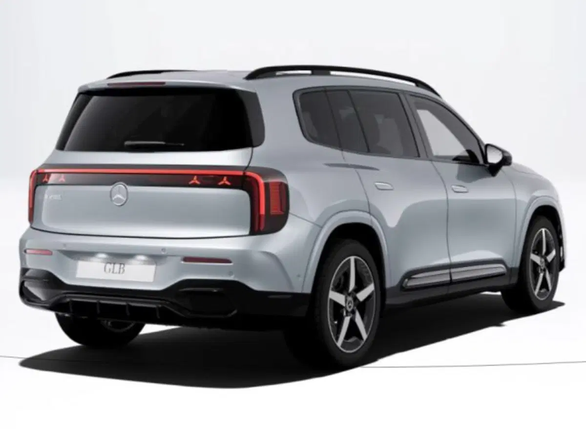 Mercedes-Benz GLB nuova a Verona (2)