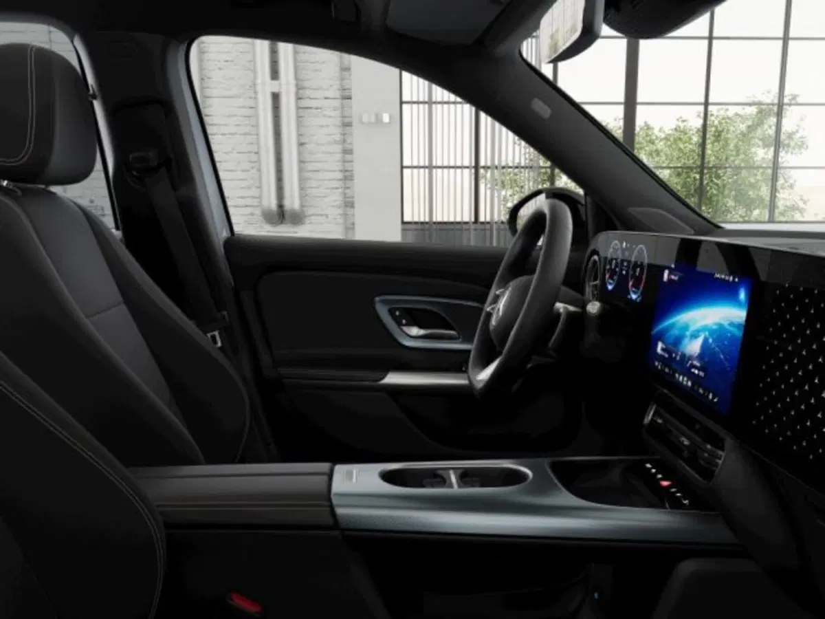 Mercedes-Benz GLB nuova a Verona (7)