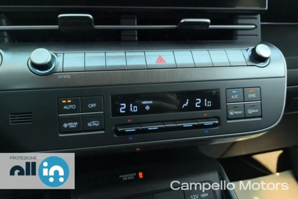 Hyundai Kona usata a Venezia (13)
