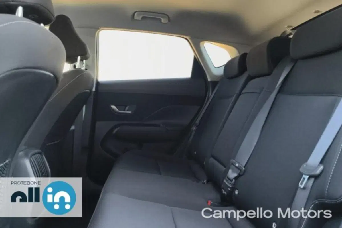 Hyundai Kona usata a Venezia (6)