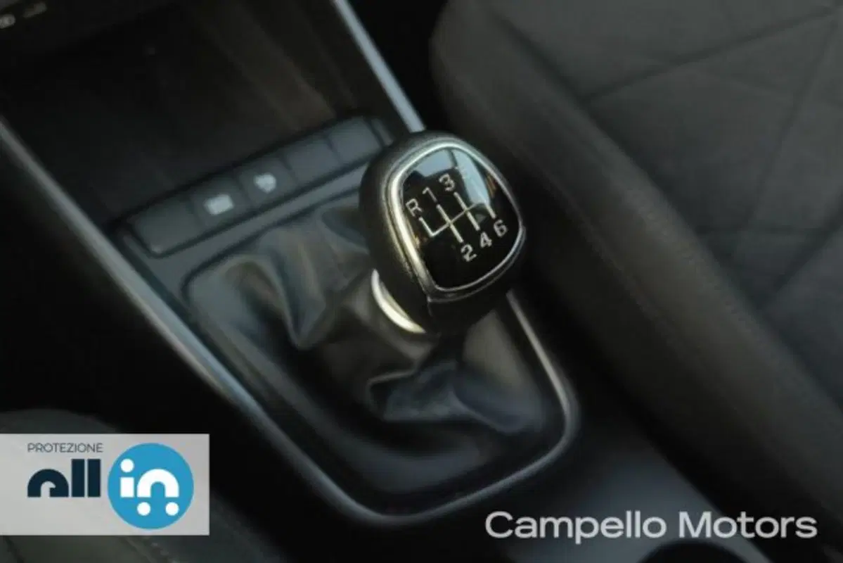 Hyundai Bayon usata a Venezia (13)