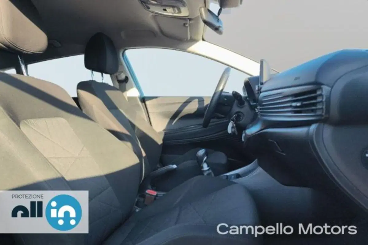 Hyundai Bayon usata a Venezia (15)