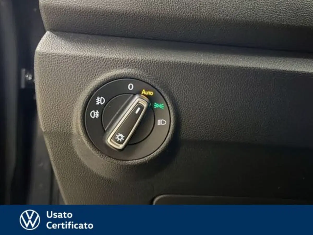 Volkswagen T-Roc usata a Vicenza (11)