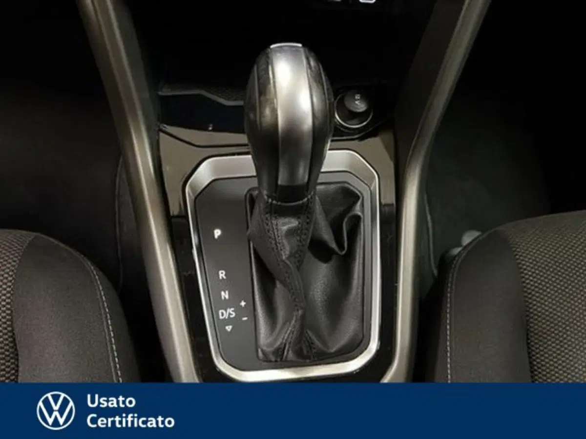 Volkswagen T-Roc usata a Vicenza (14)
