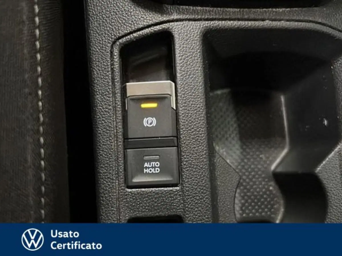 Volkswagen T-Roc usata a Vicenza (15)