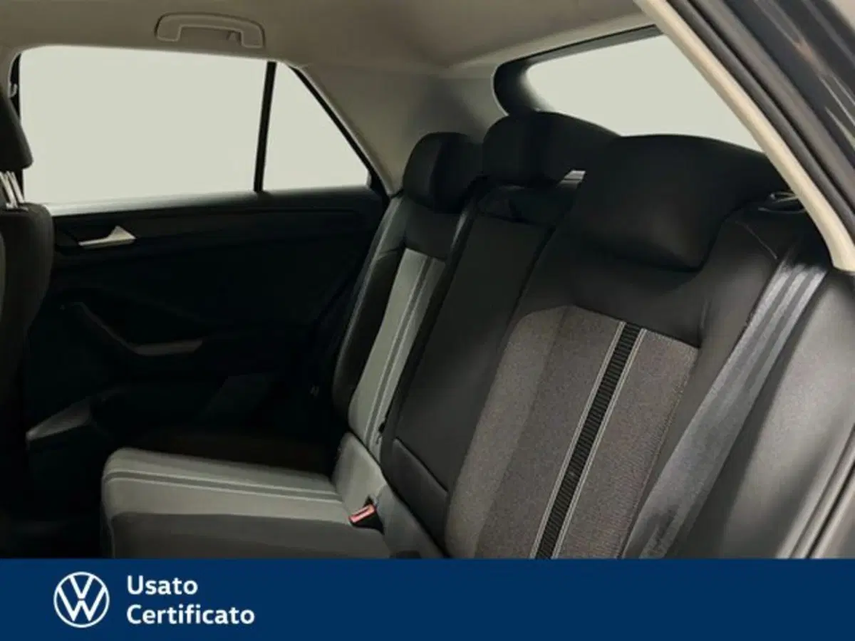 Volkswagen T-Roc usata a Vicenza (8)