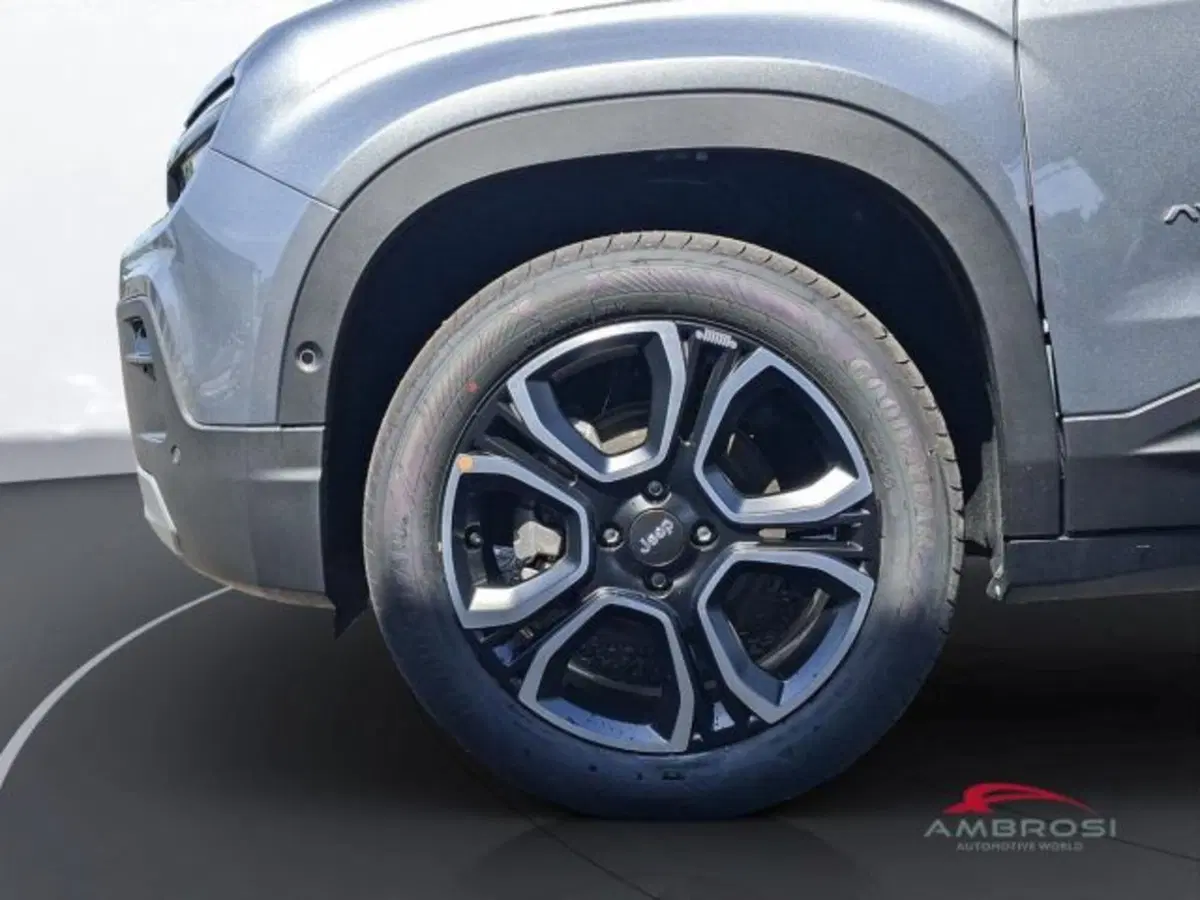 Jeep Avenger nuova a Perugia (11)