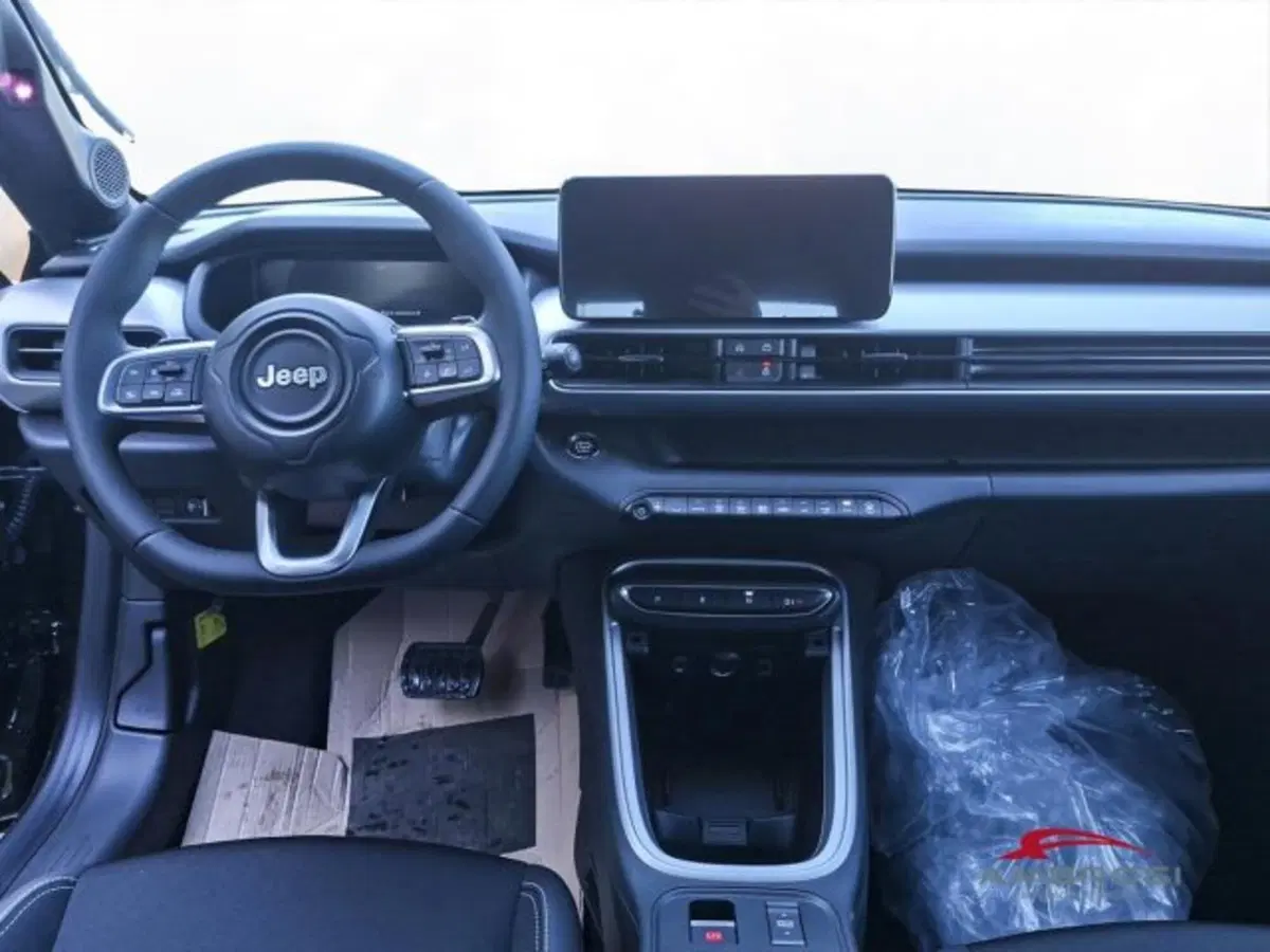 Jeep Avenger nuova a Perugia (14)