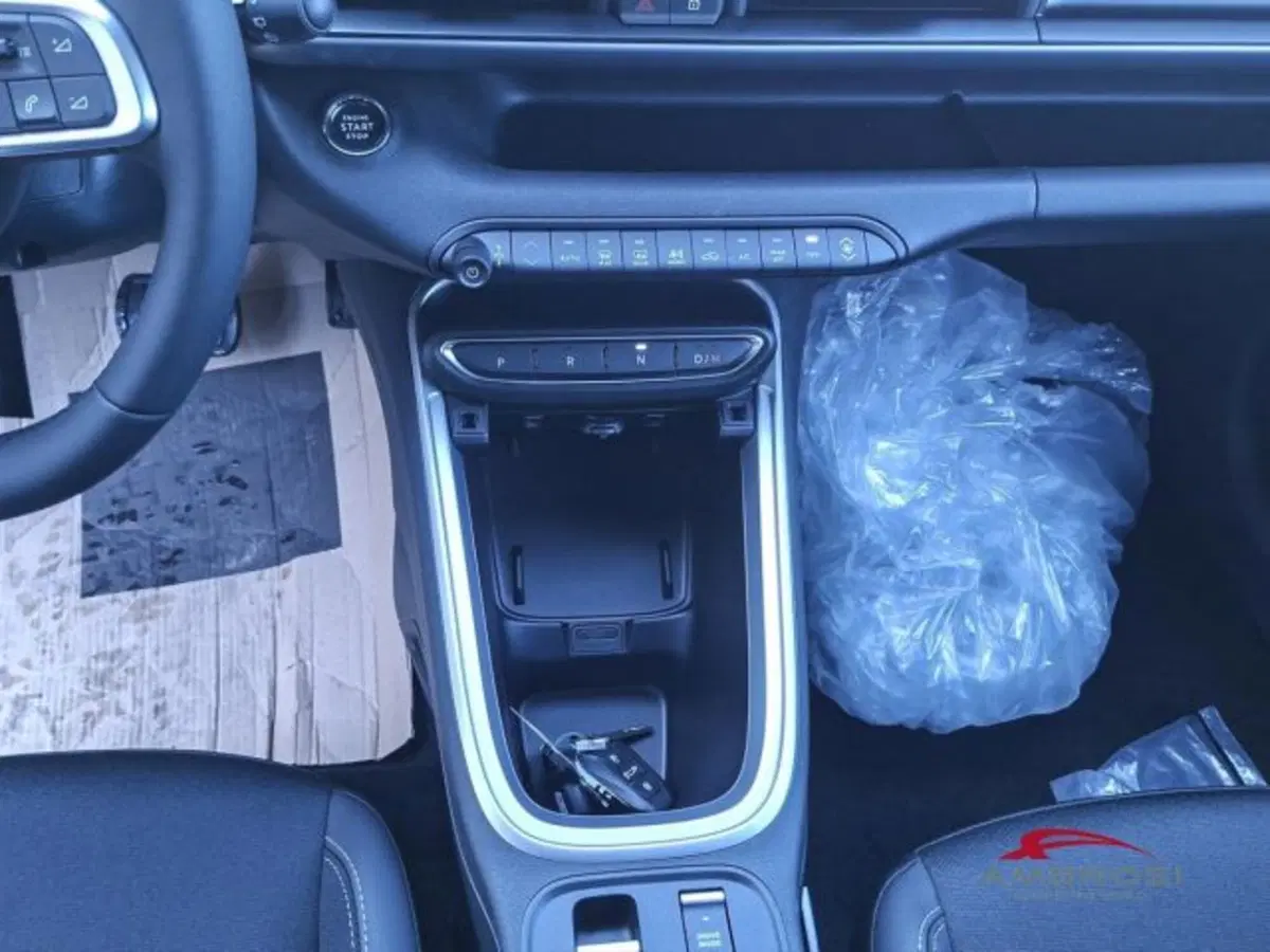 Jeep Avenger nuova a Perugia (15)