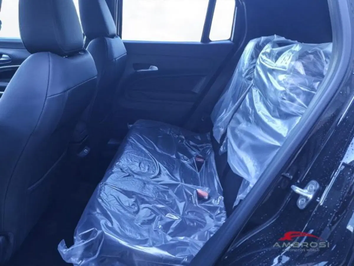 Jeep Avenger nuova a Perugia (9)