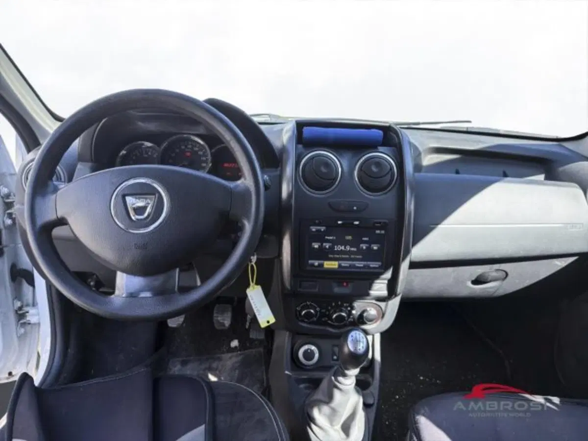 Dacia Duster usata a Perugia (13)
