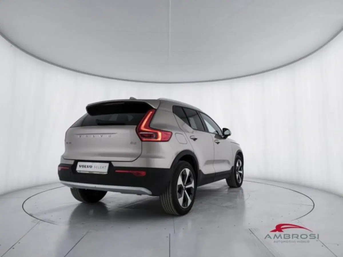 VOLVO Veicoli Commerciali XC40 usata a Perugia (3)