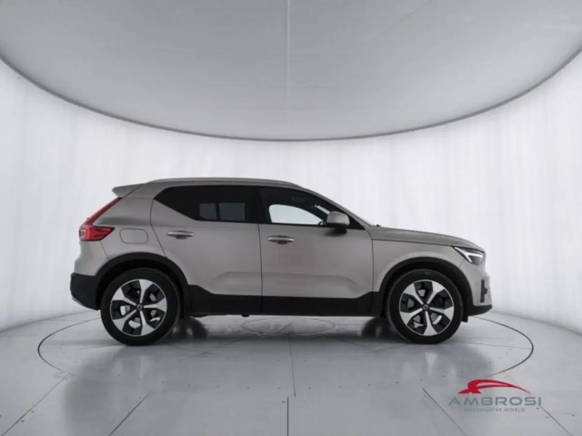 VOLVO Veicoli Commerciali XC40 usata a Perugia (5)