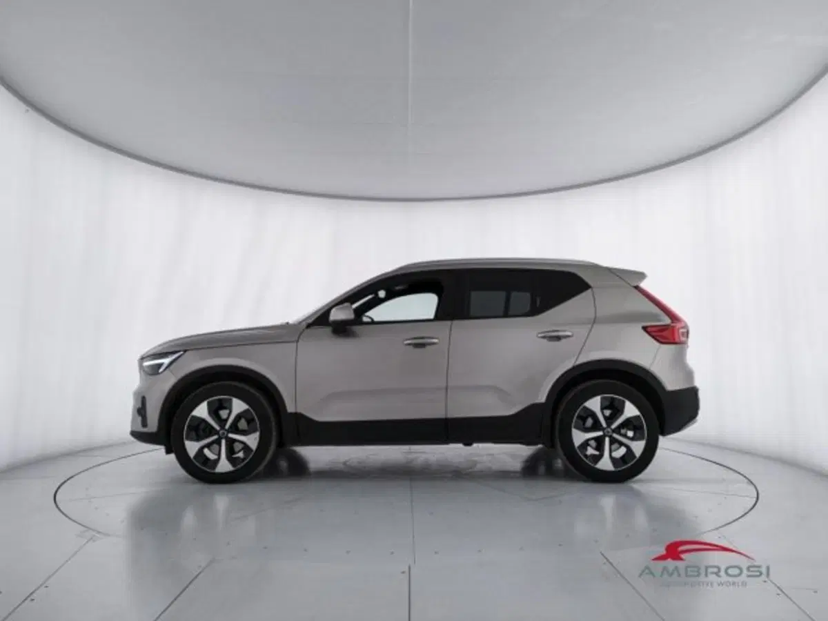 VOLVO Veicoli Commerciali XC40 usata a Perugia (6)