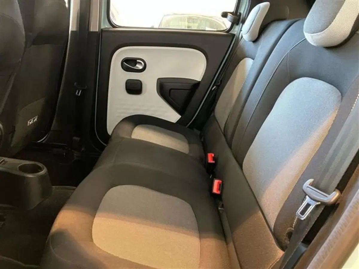 Renault Twingo usata a Como (12)