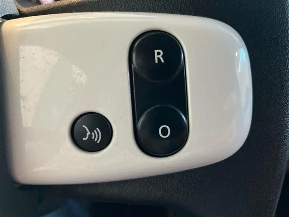 Renault Twingo usata a Como (18)