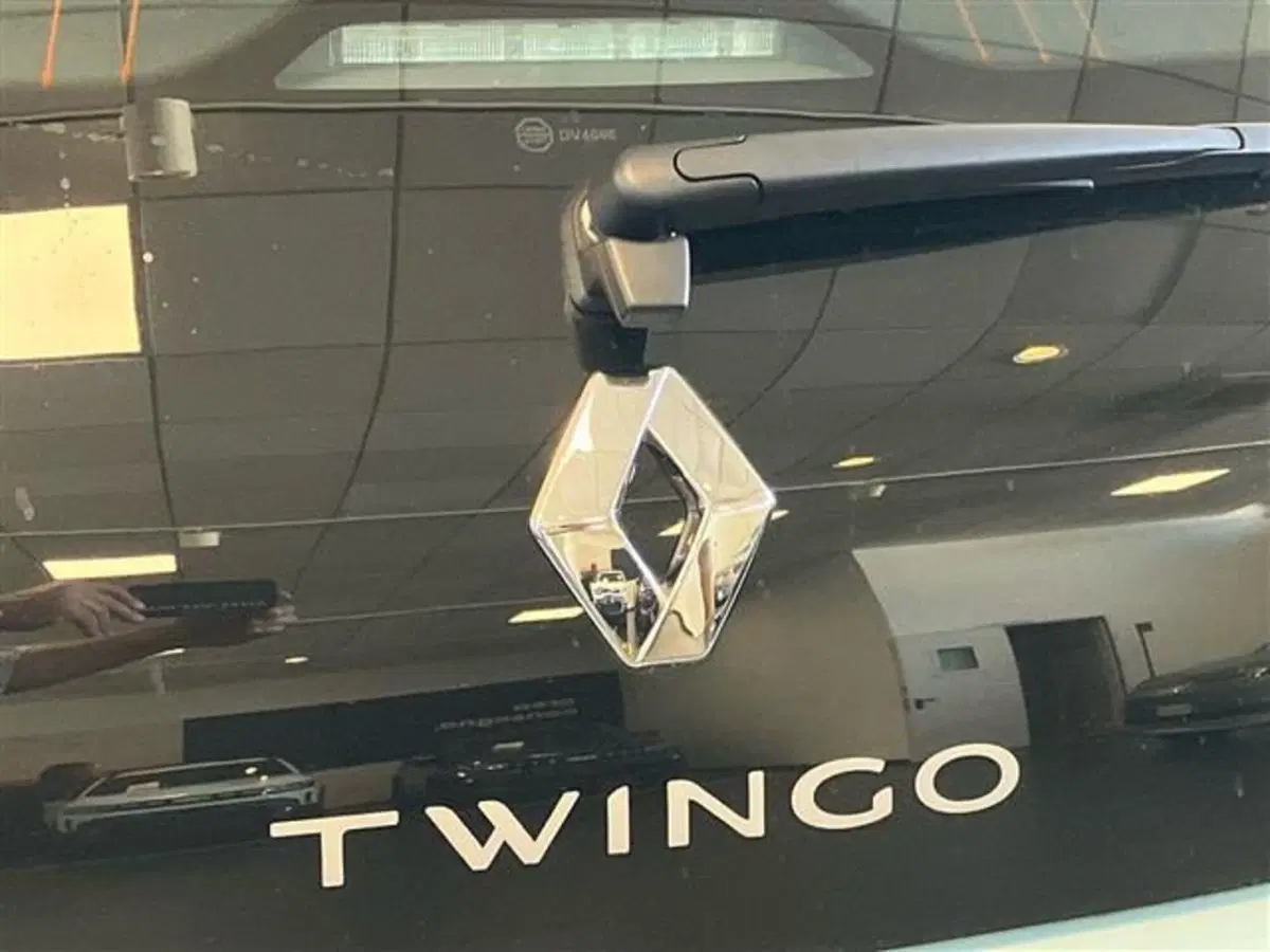 Renault Twingo usata a Como (20)