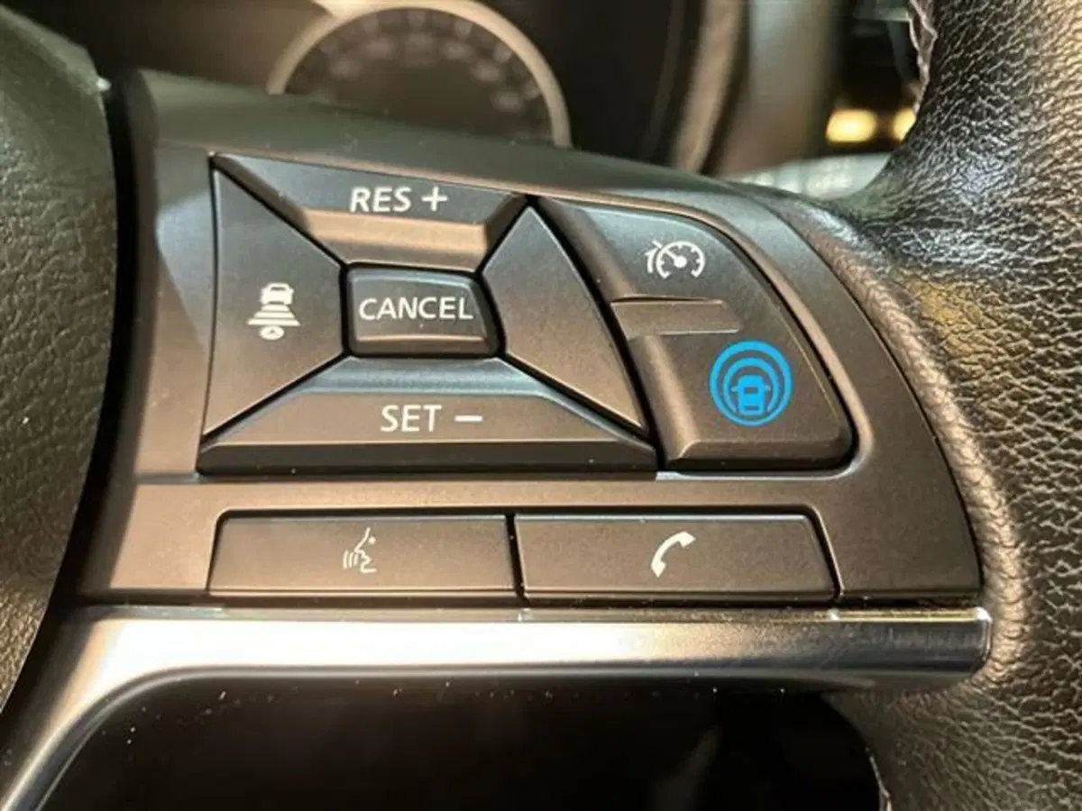 Nissan Juke usata a Como (18)