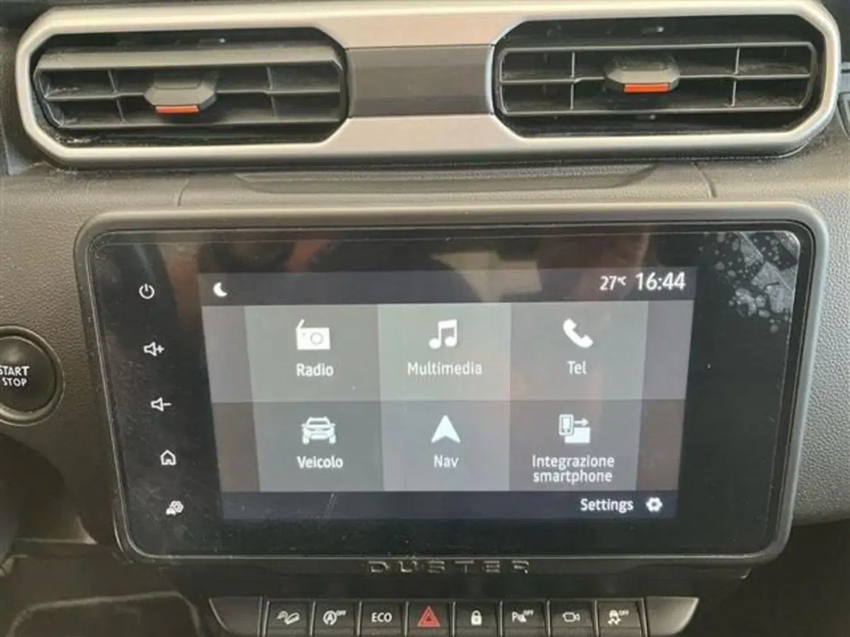 Dacia Duster usata a Como (15)