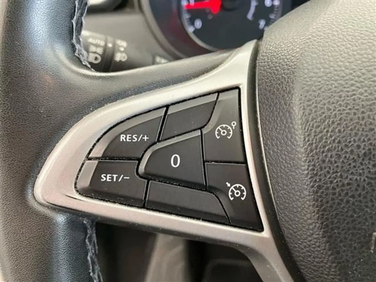 Dacia Duster usata a Como (17)