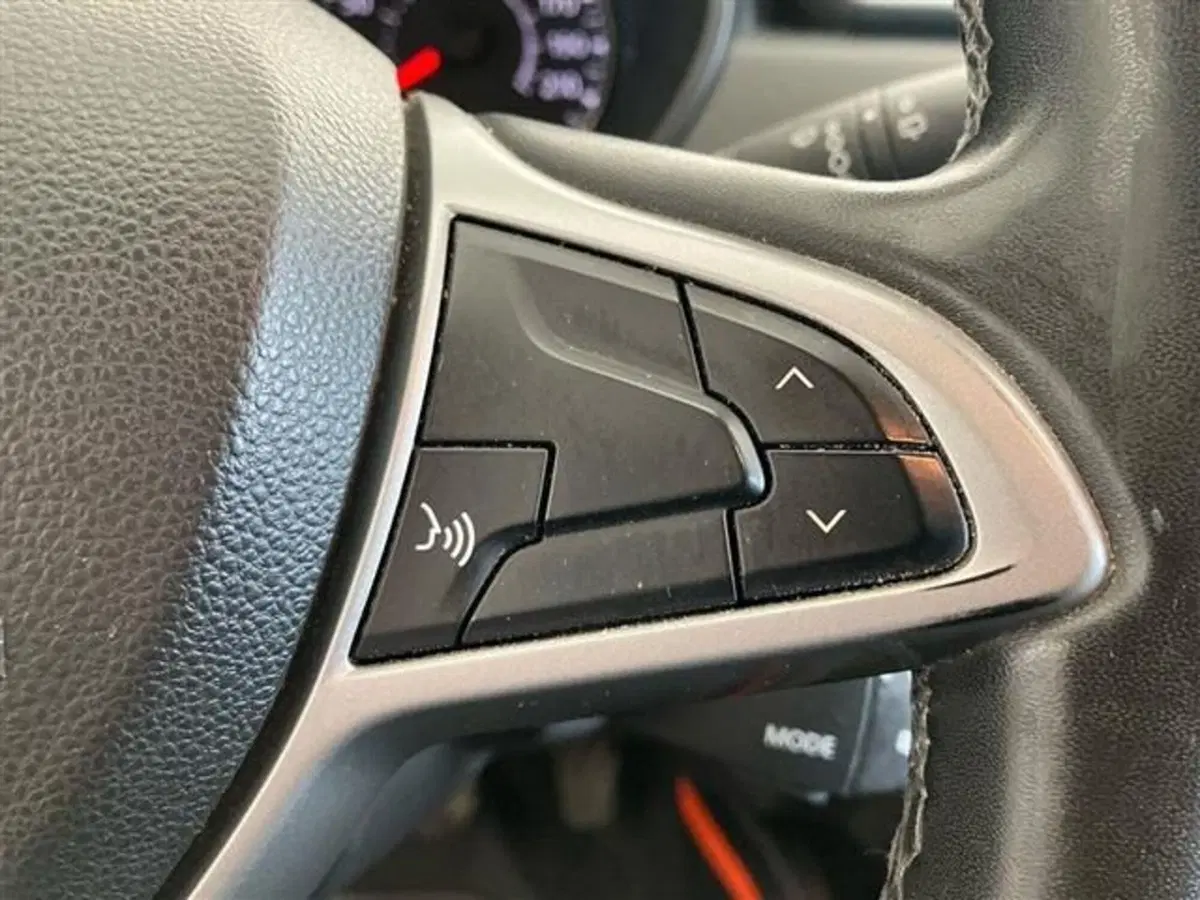 Dacia Duster usata a Como (18)