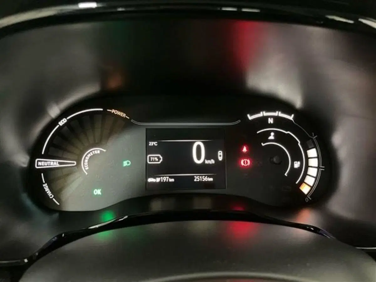 Dacia Spring usata a Como (15)