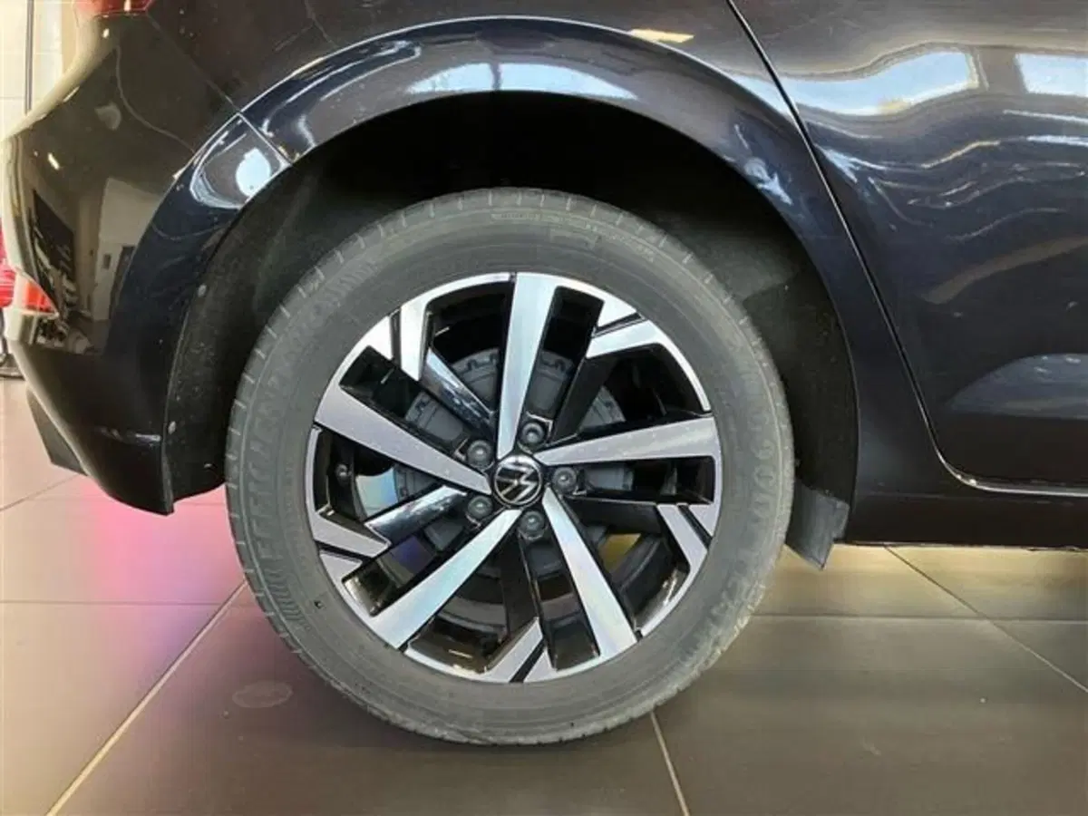 Volkswagen Polo usata a Como (6)