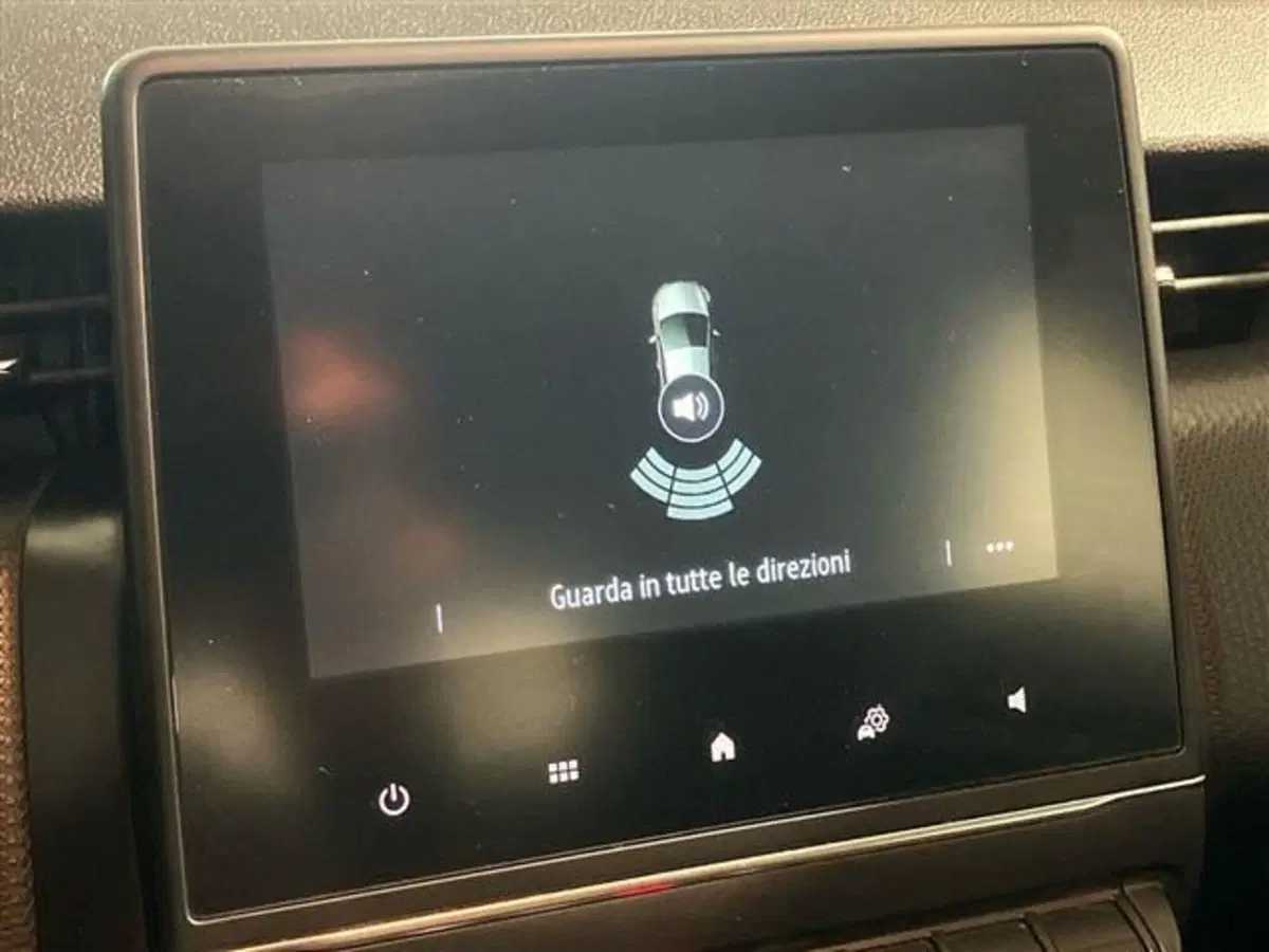 Renault Clio usata a Como (14)