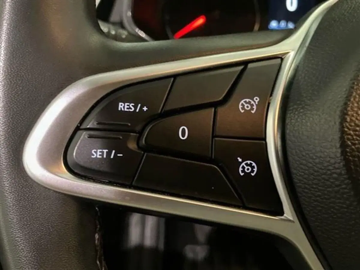 Renault Clio usata a Como (17)