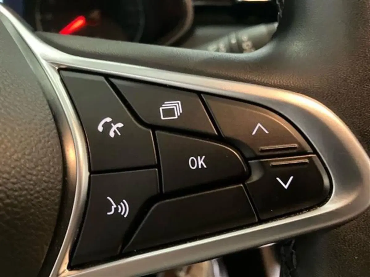 Renault Clio usata a Como (18)