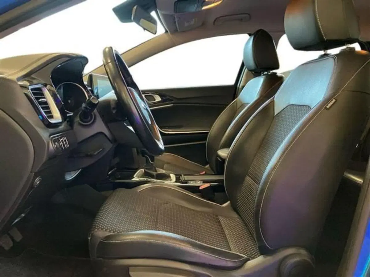 Kia XCeed usata a Como (10)