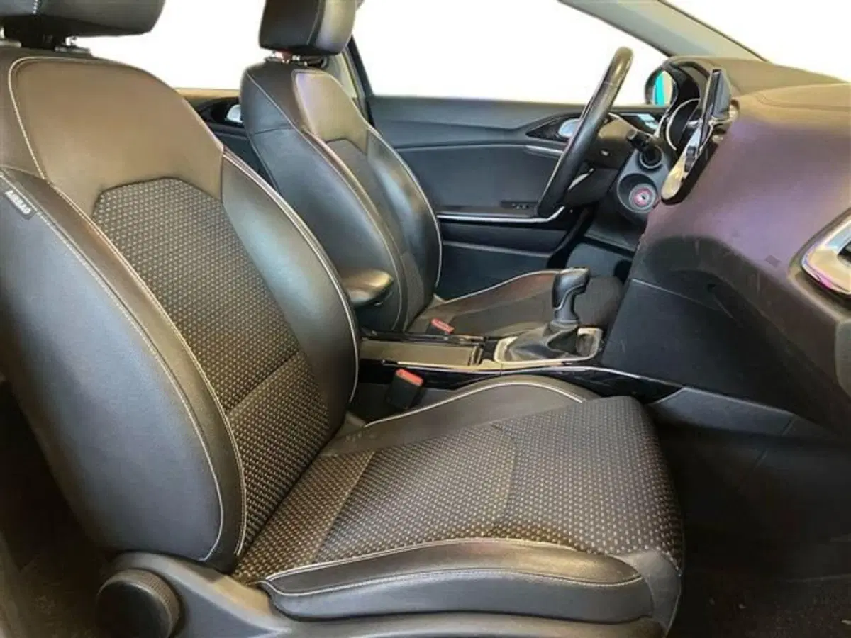 Kia XCeed usata a Como (11)
