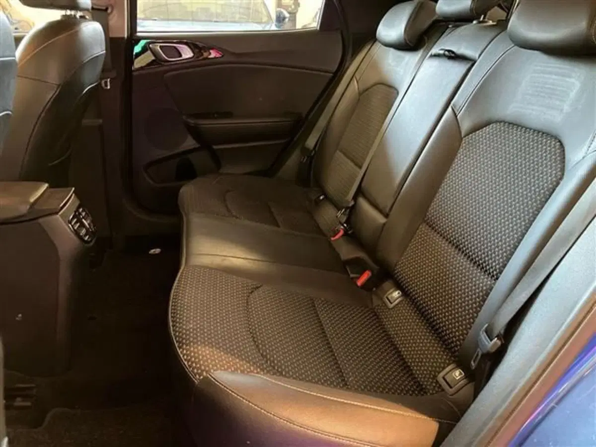 Kia XCeed usata a Como (12)