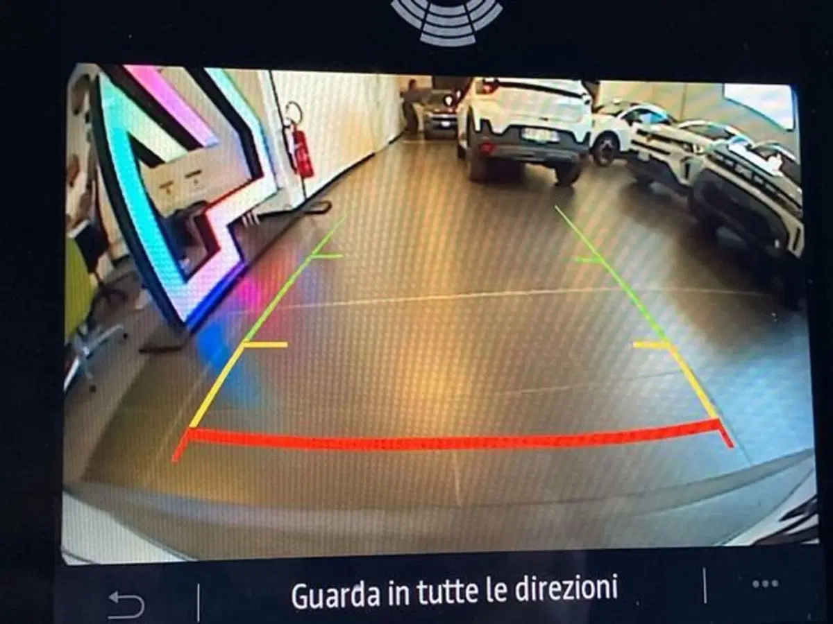 Renault Arkana usata a Como (14)