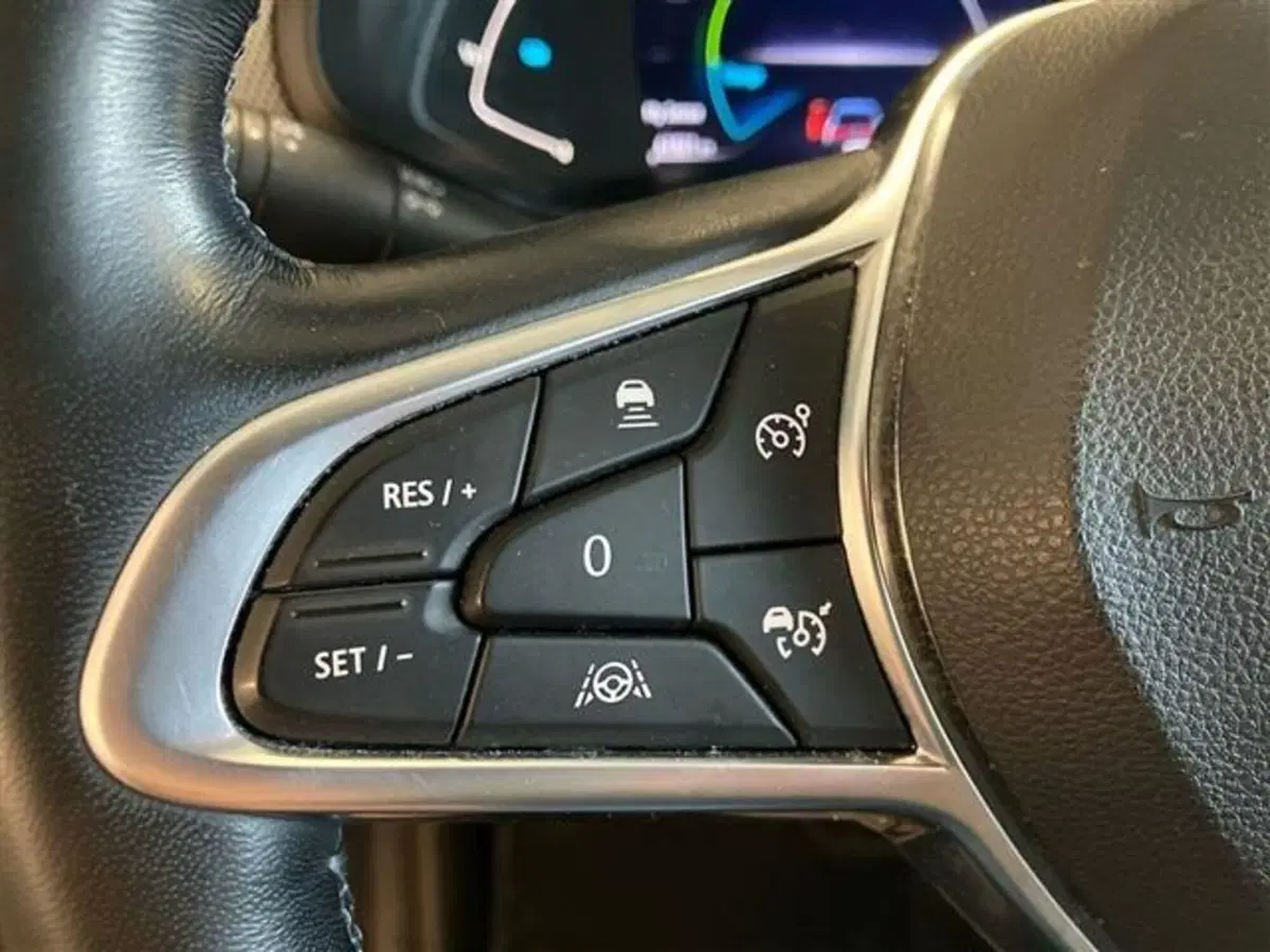 Renault Arkana usata a Como (17)
