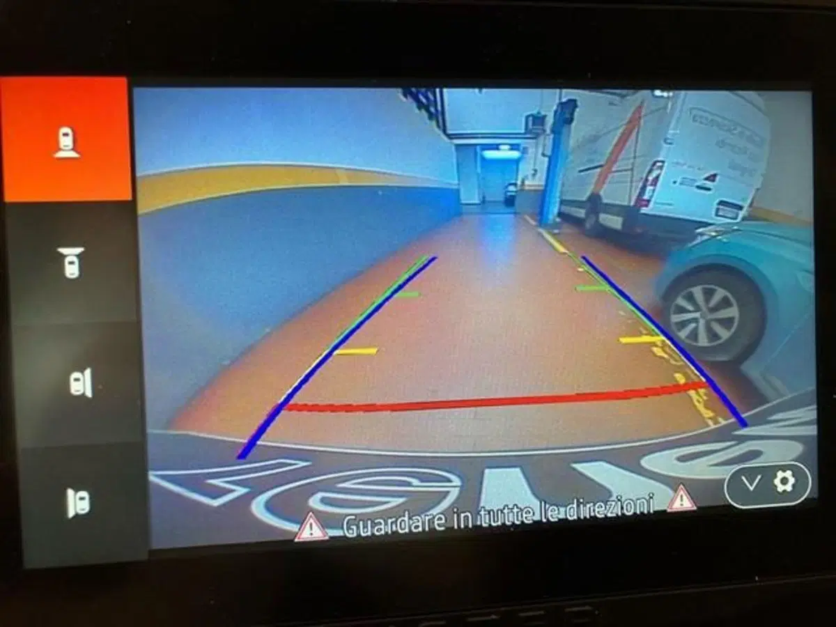 Dacia Duster usata a Como (14)