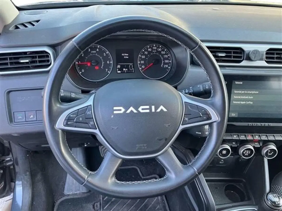 Dacia Duster usata a Como (16)
