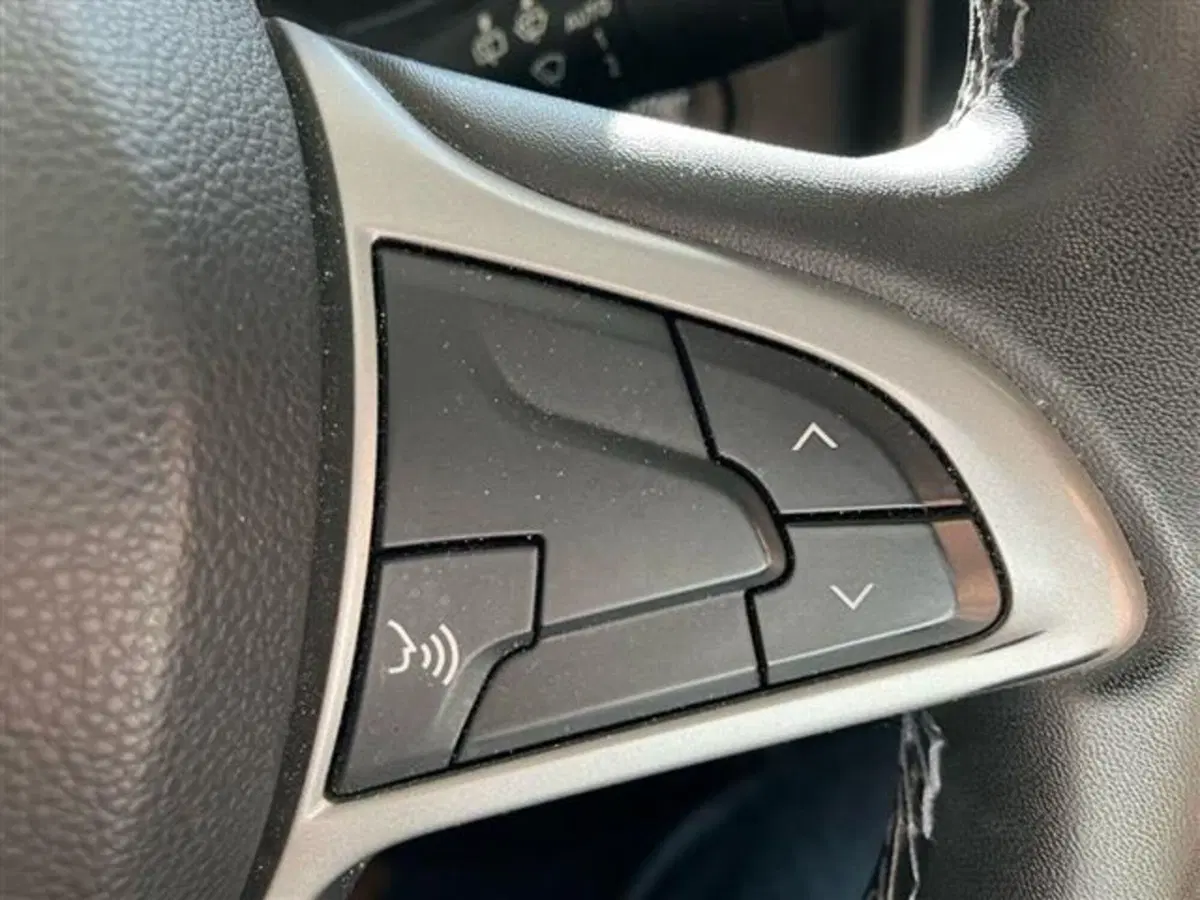 Dacia Duster usata a Como (18)