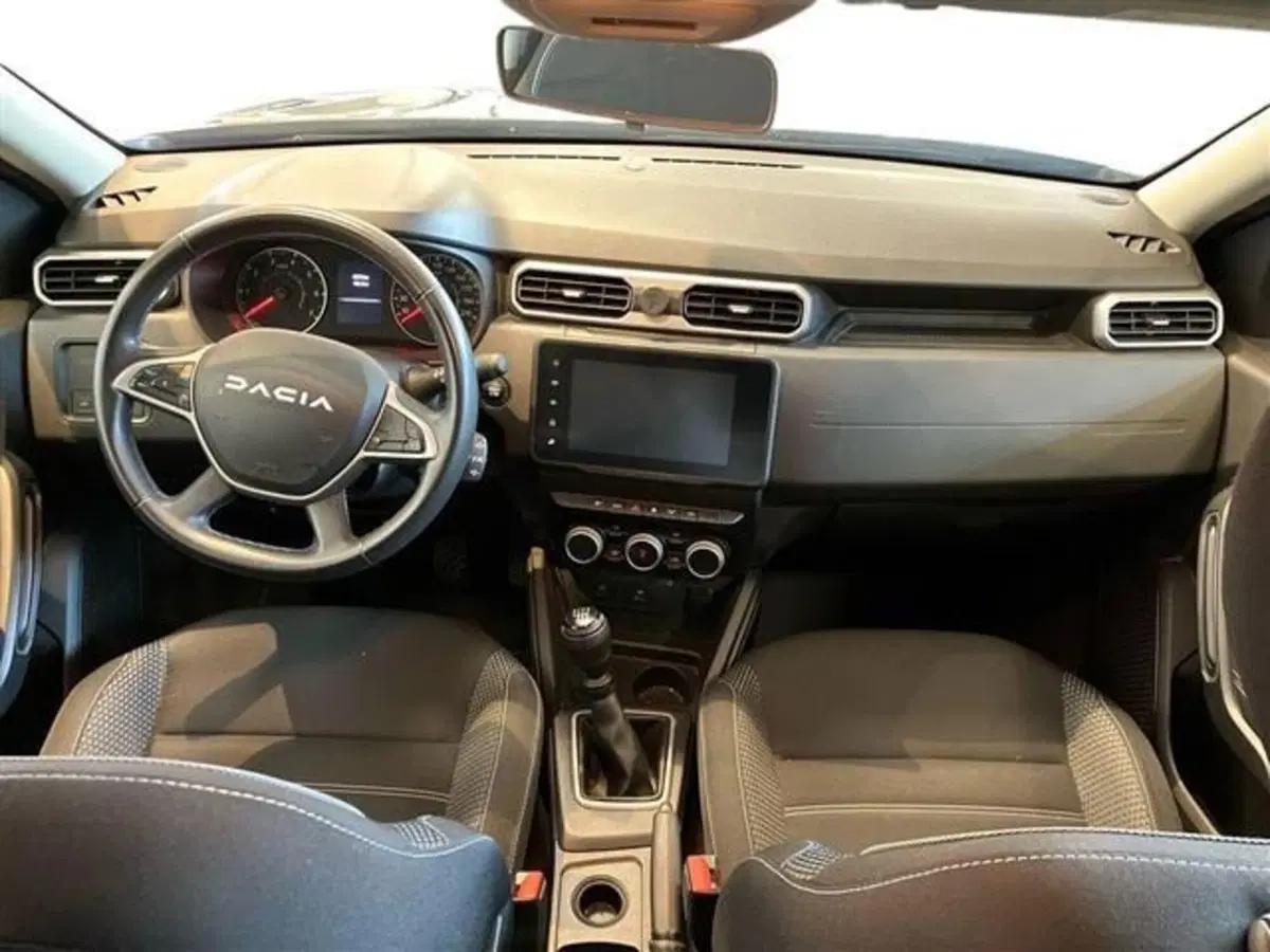Dacia Duster usata a Como (9)