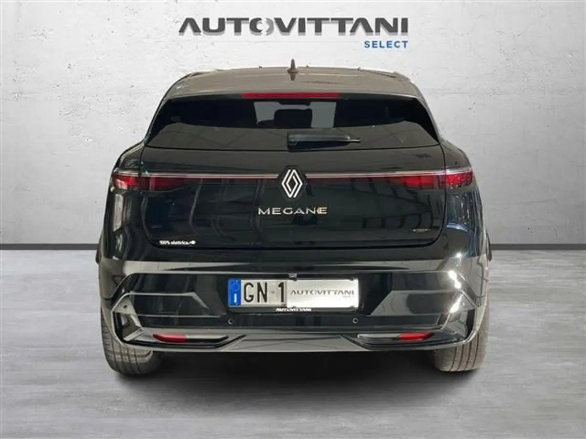 Renault Megane E-Tech Electric usata a Como (2)