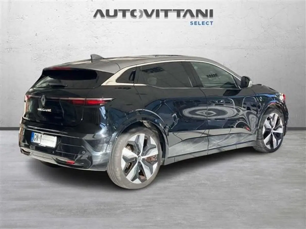 Renault Megane E-Tech Electric usata a Como (4)