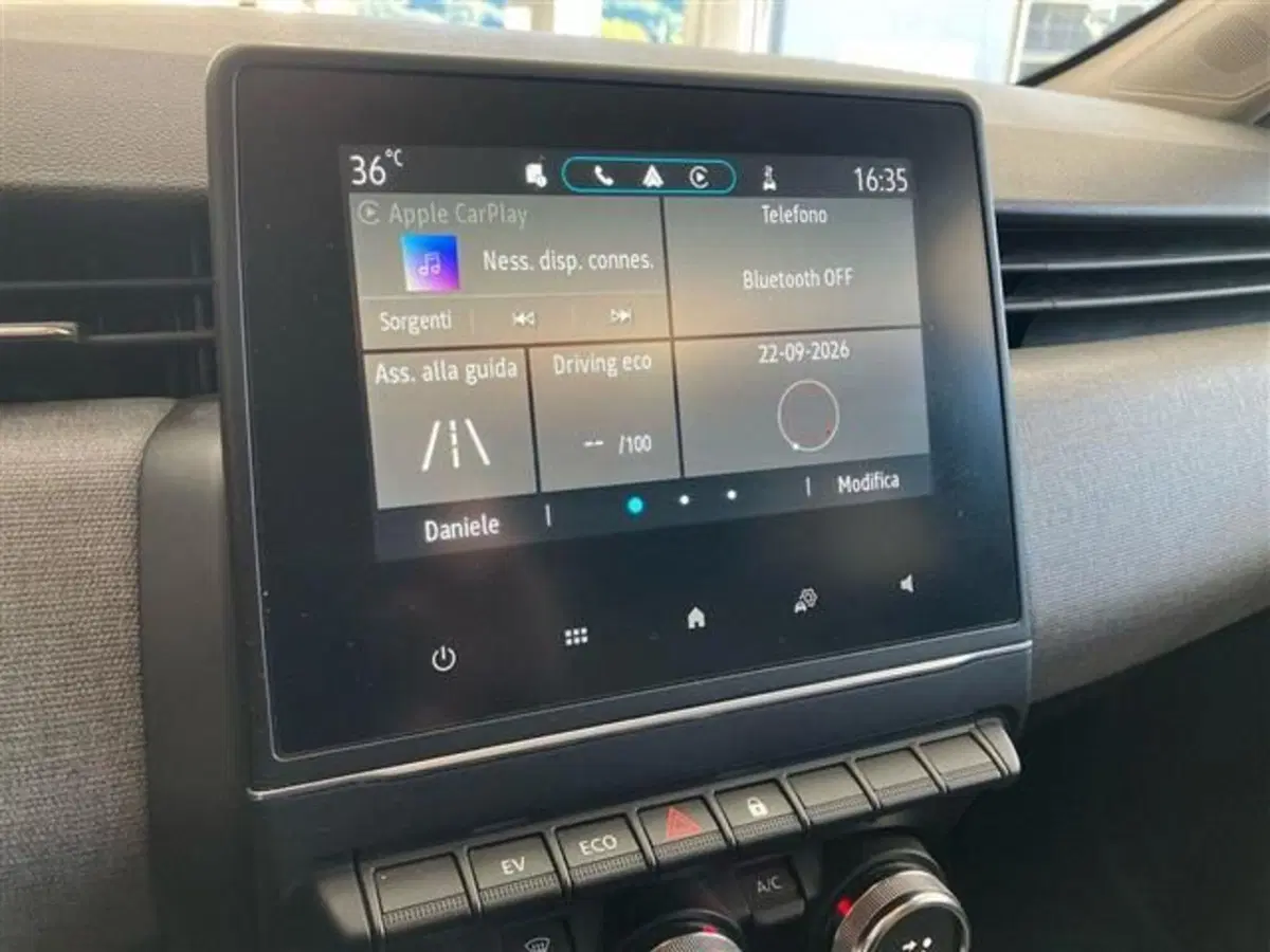 Renault Clio usata a Como (15)
