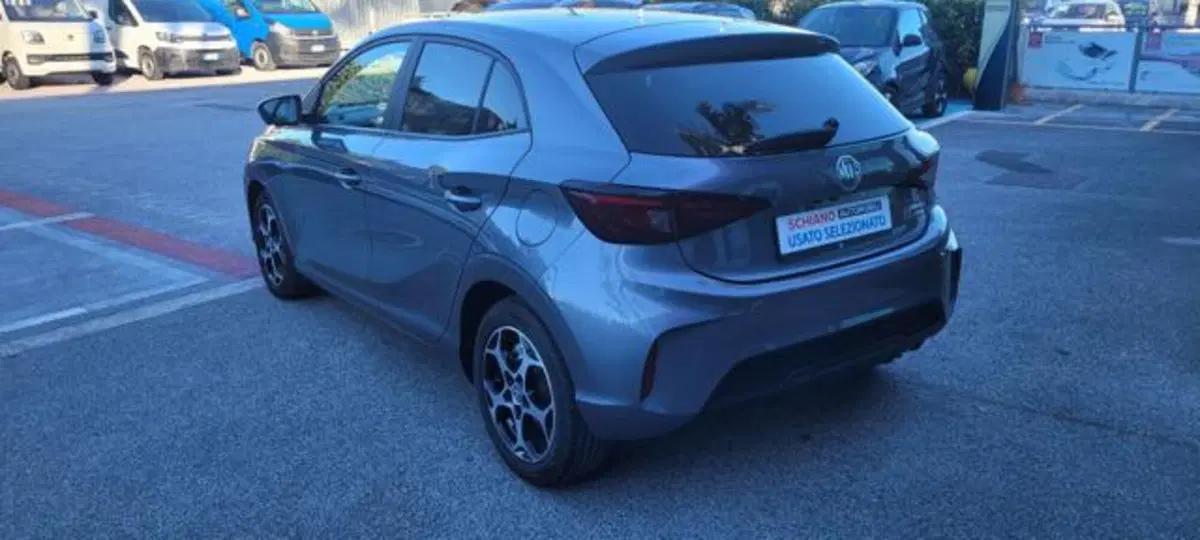 Mg MG3 usata a Napoli (3)