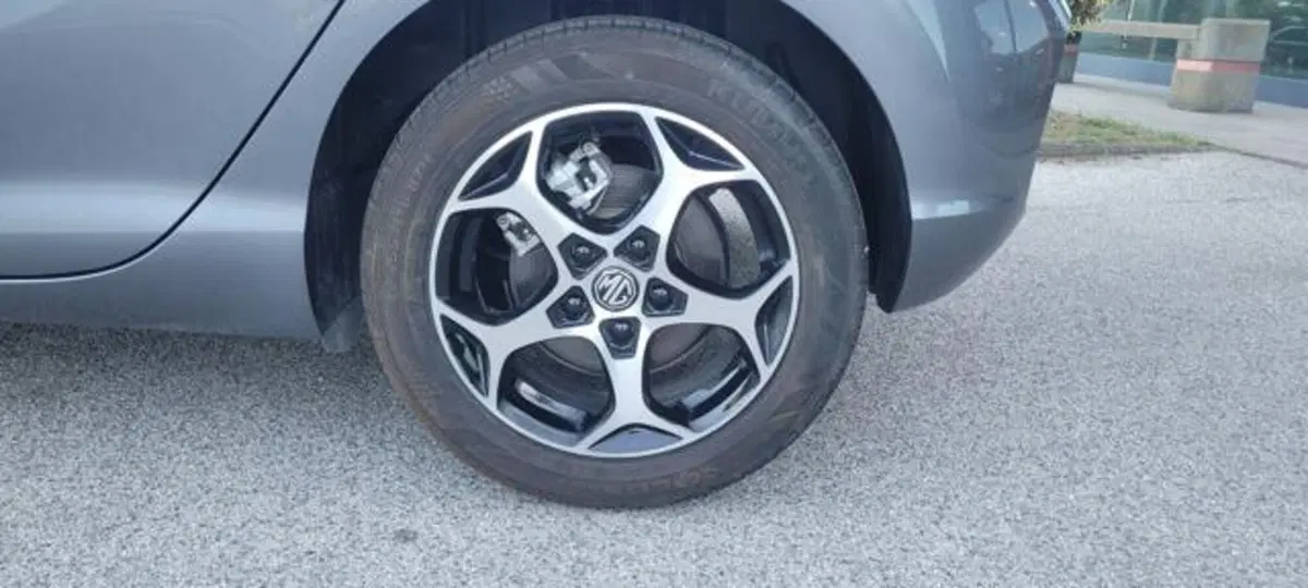Mg MG3 usata a Napoli (5)