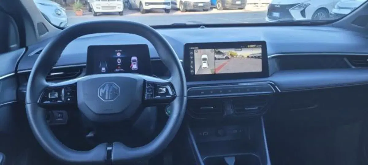 Mg MG3 usata a Napoli (8)