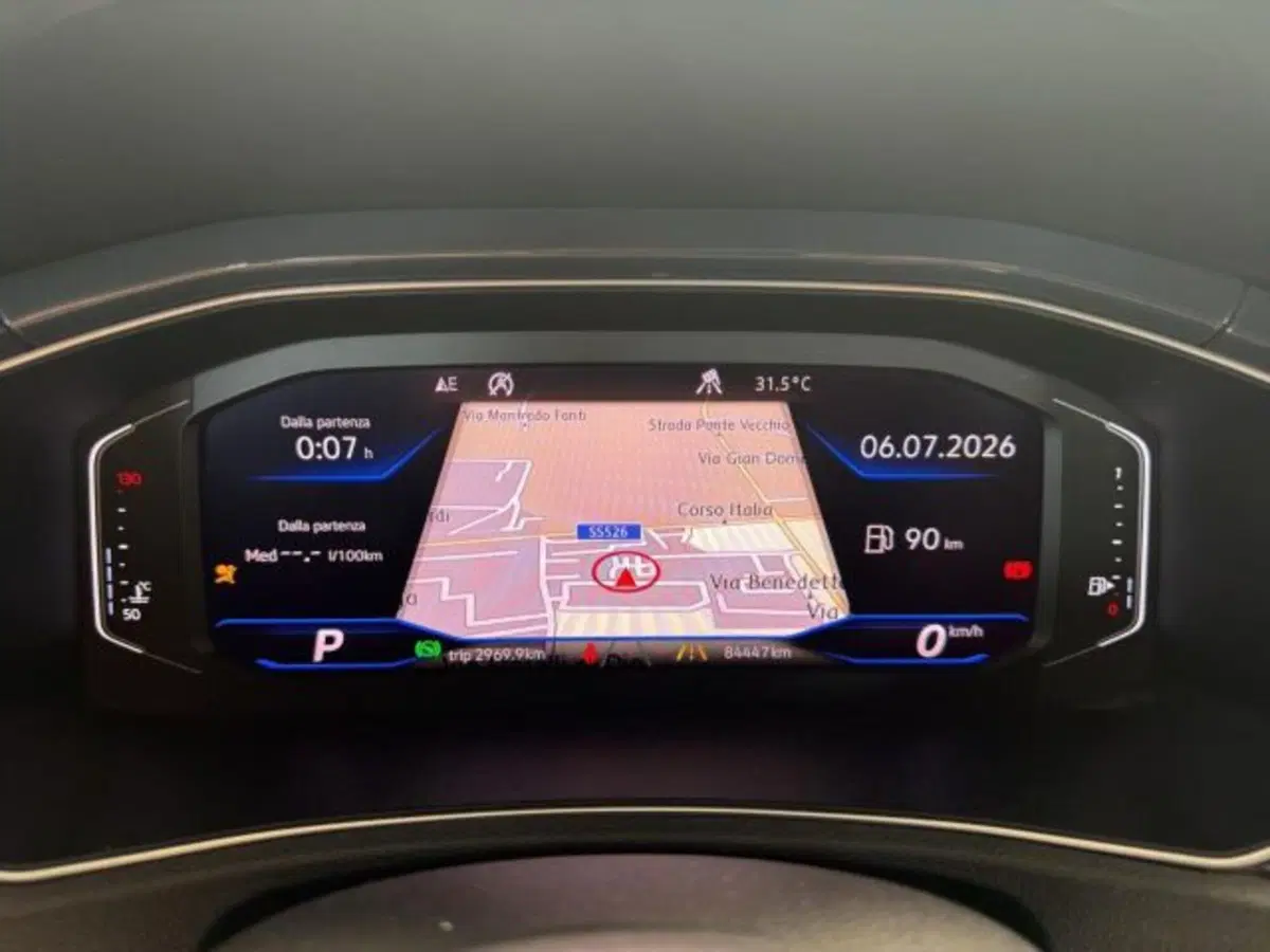 Volkswagen T-Roc usata a Novara (7)