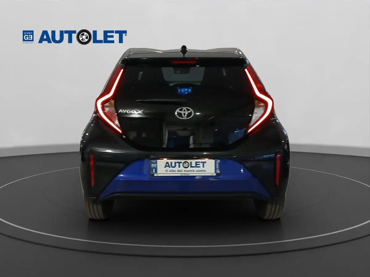 Toyota Aygo X usata a Genova (6)
