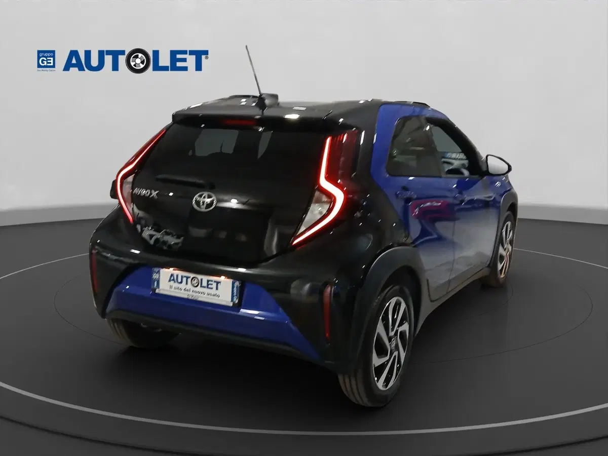 Toyota Aygo X usata a Genova (7)