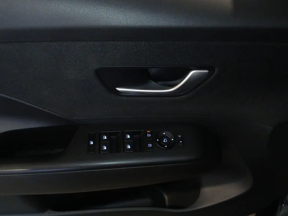 Hyundai Kona usata a Genova (12)
